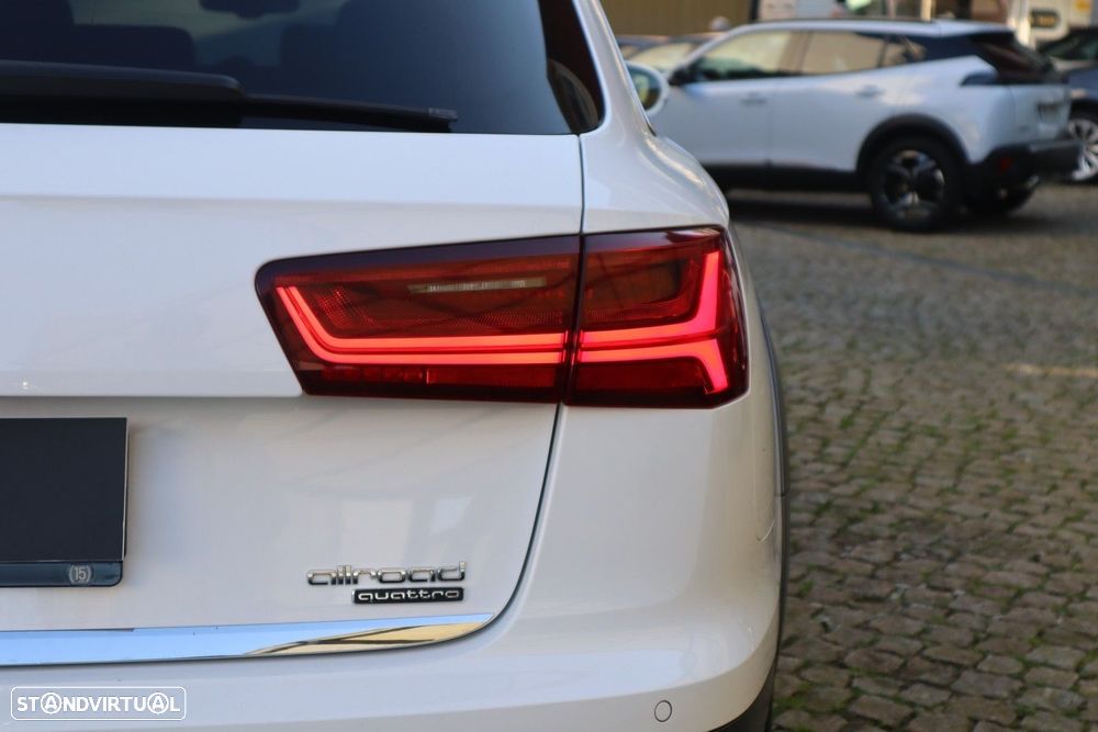 Audi A6 Allroad 3.0 TDi quattro S tronic - 9