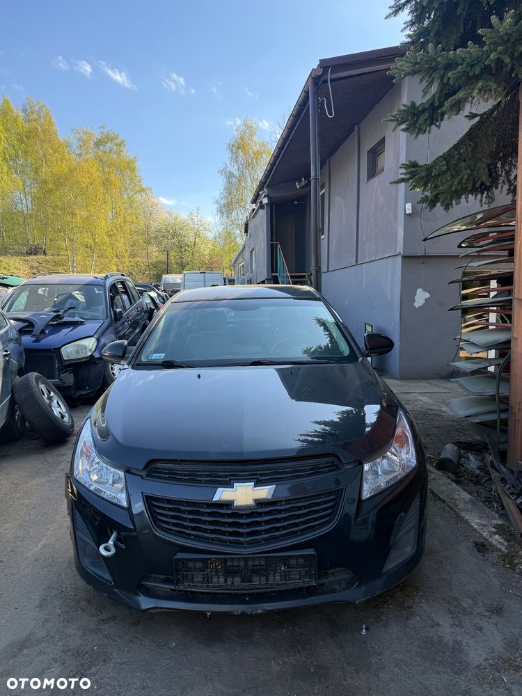 Chevrolet Cruze na części - 1