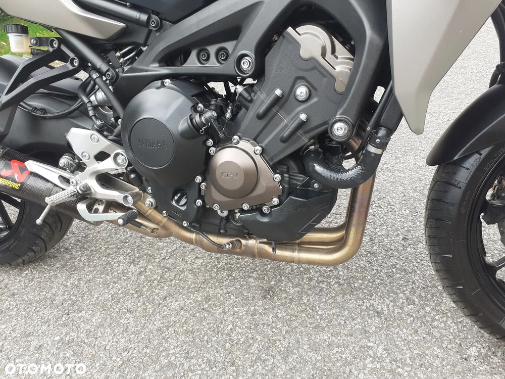Yamaha MT - 24