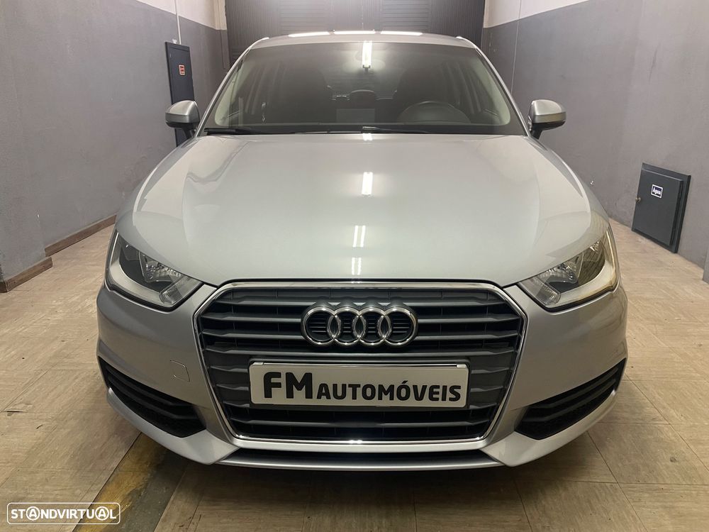 Audi A1 Sportback 1.0 TFSI ultra - 2