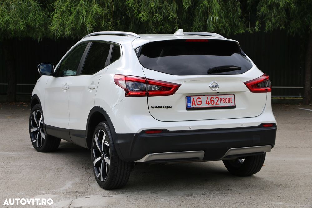 Nissan Qashqai 1.6 DCI Xtronic TEKNA - 4