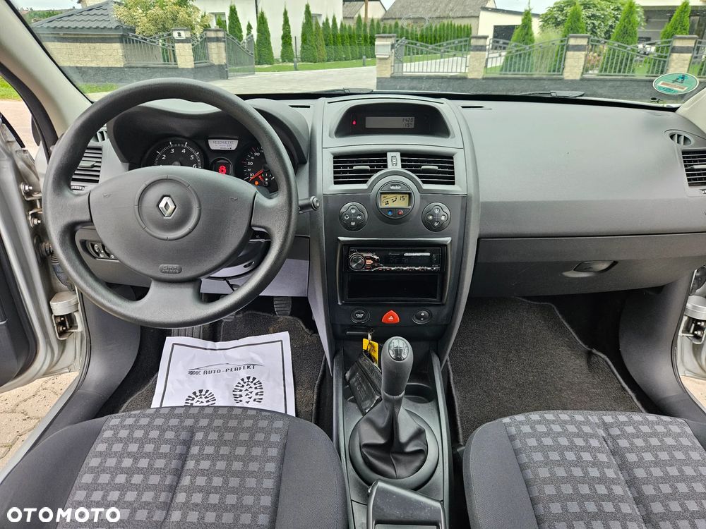 Renault Megane 1.6 16V 110 Expression - 26