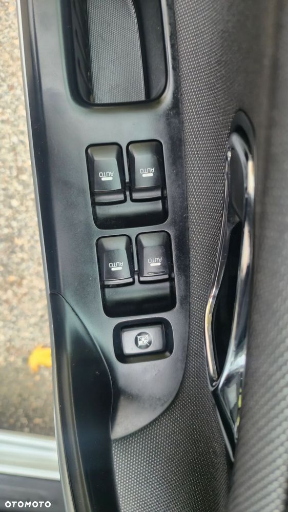 Kia Ceed 1.4 CRDi 90 Vision - 17
