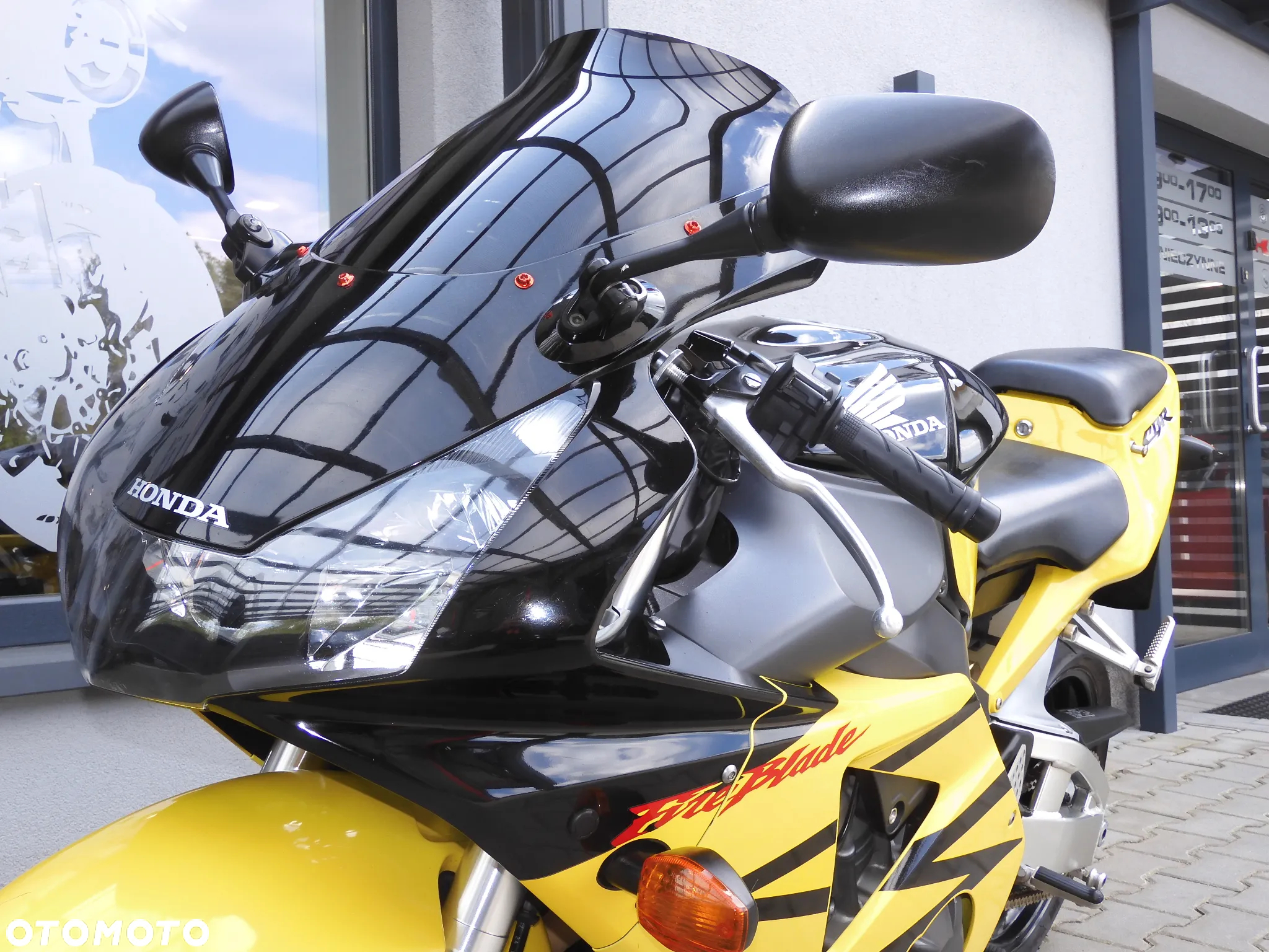 Honda CBR - 30