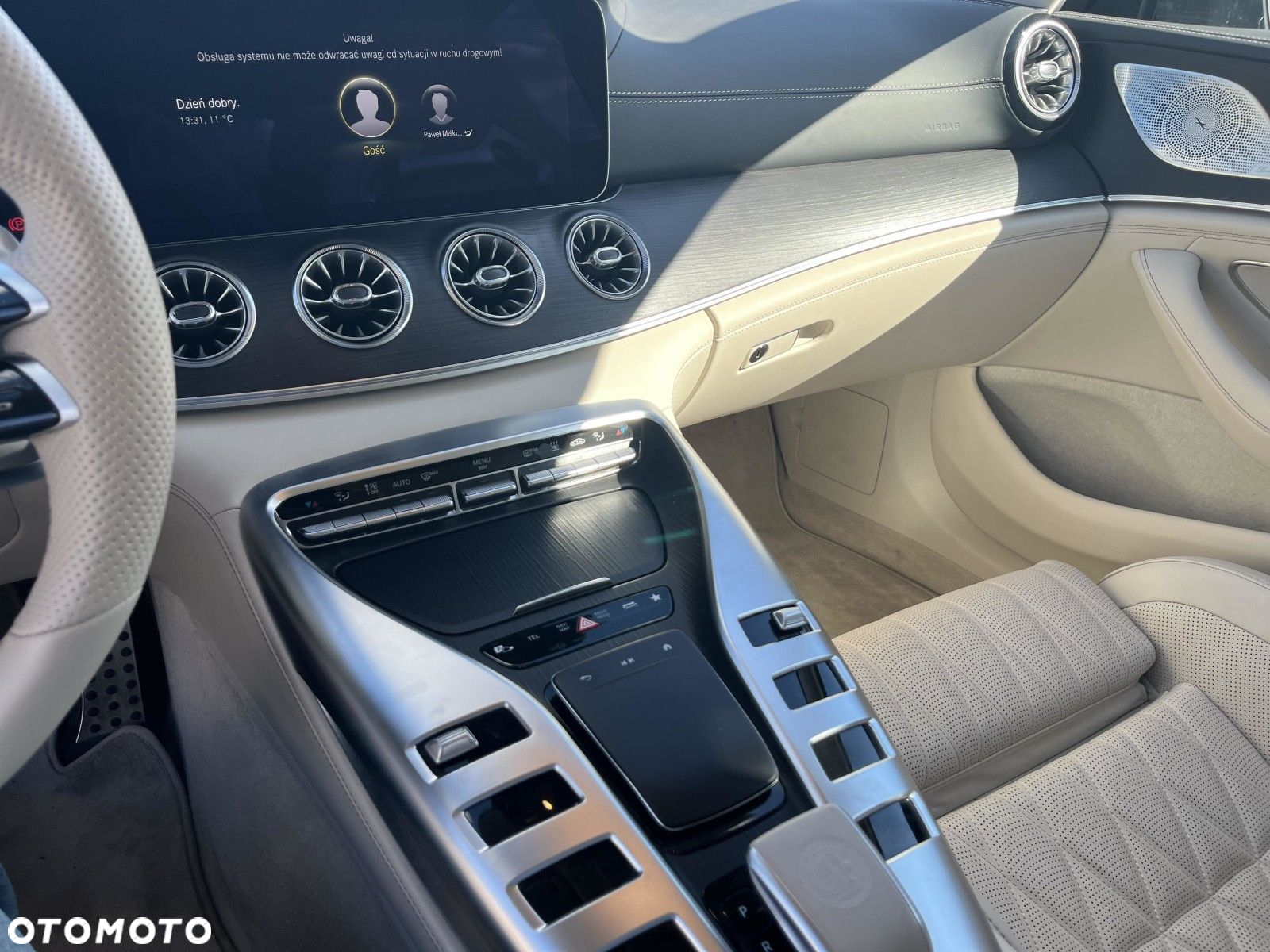 Mercedes-Benz AMG GT - 13