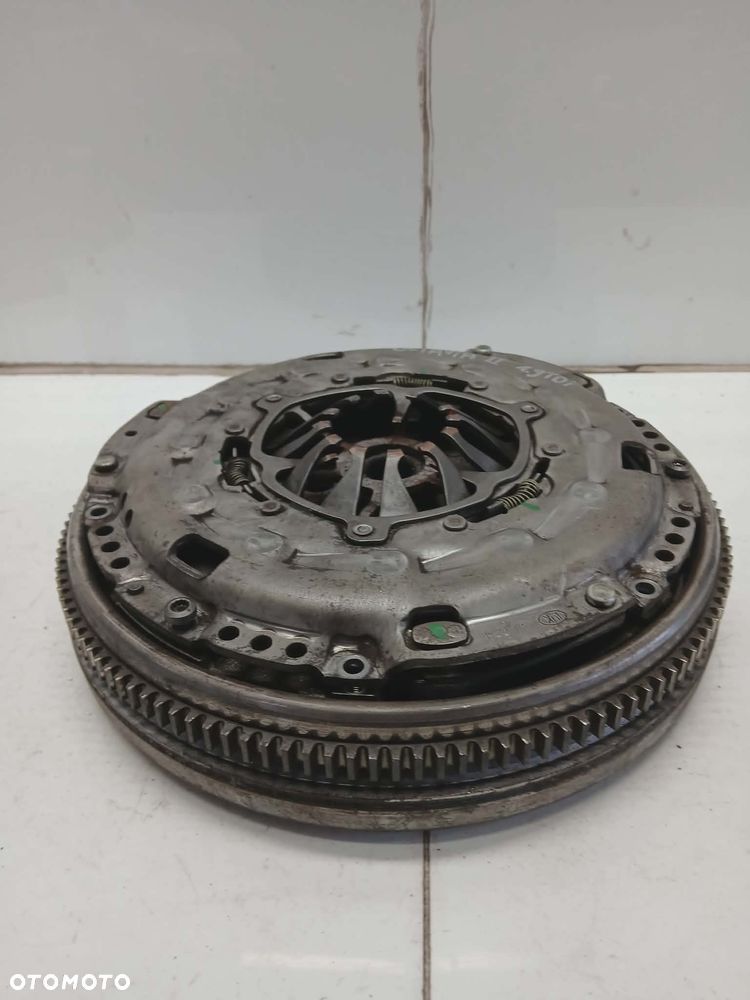 SKODA OCTAVIA 2 II 1.9 TDI 105 KM BXE DWUMAS SPRZĘGŁO KOMPLETNE DOCISK KOŁO DWUMASOWE - 1