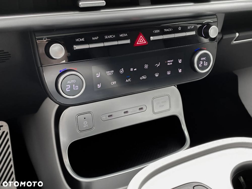 Hyundai IONIQ 9 110kWh Calligraphy AWD Performance - 31