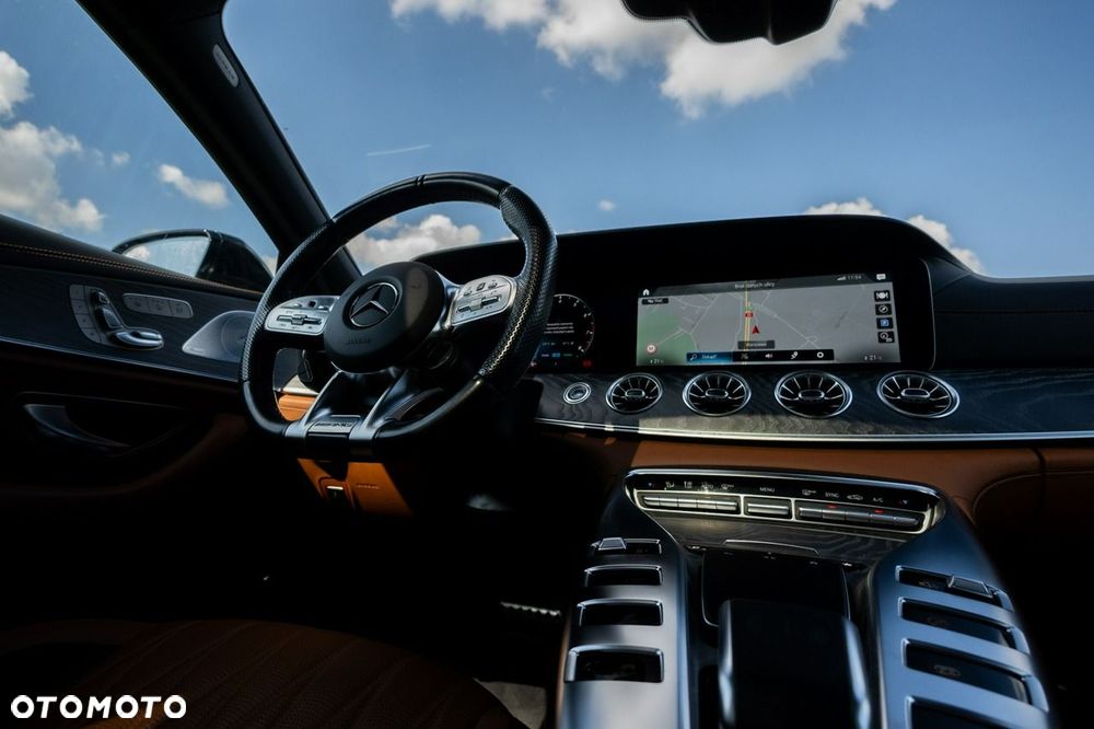 Mercedes-Benz AMG GT 43 4-Matic+ - 21