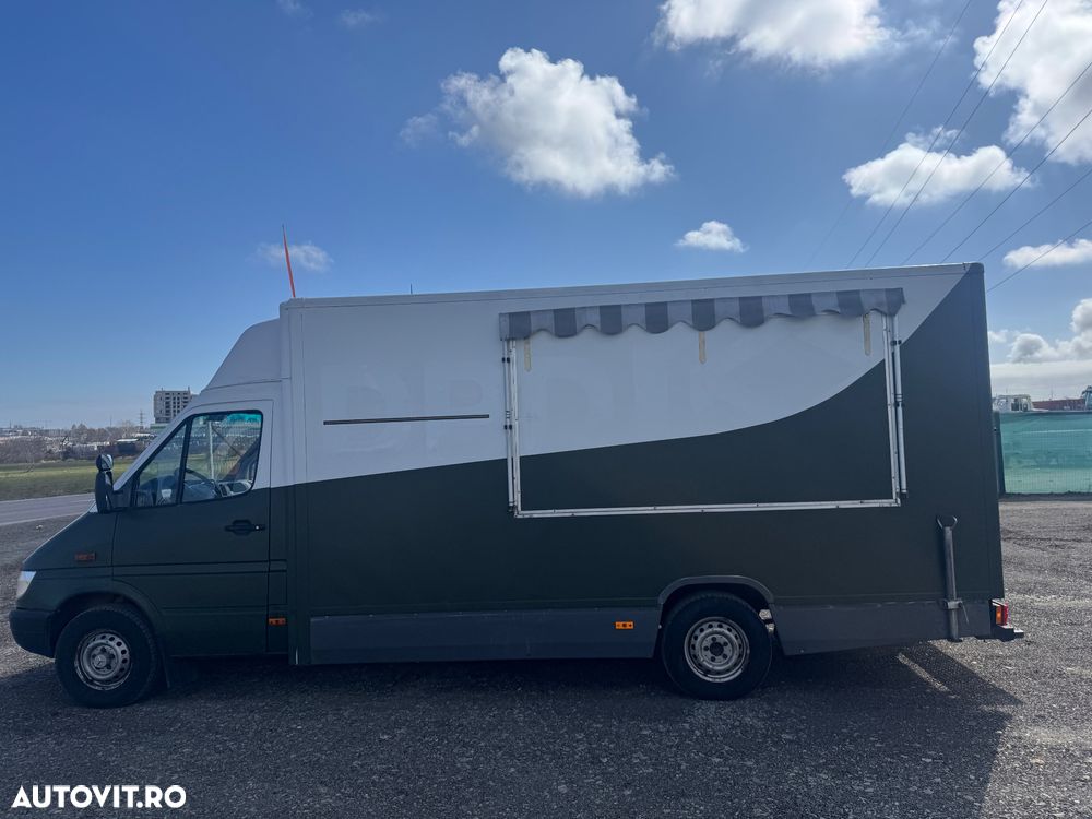 Mercedes-Benz Sprinter - 9