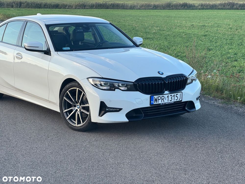 BMW Seria 3 318i Sport Line sport - 3
