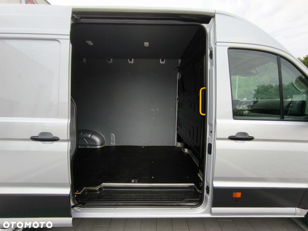 Volkswagen Crafter - 11