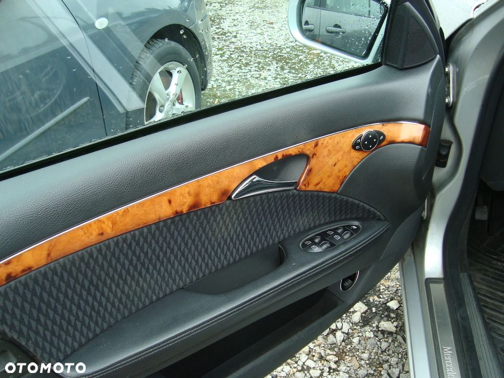 Mercedes-Benz Klasa E 220 CDI Automatik Elegance - 12