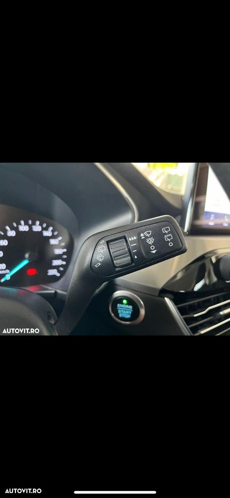 Ford Kuga 2.0 EcoBlue mHEV FWD Titanium - 17