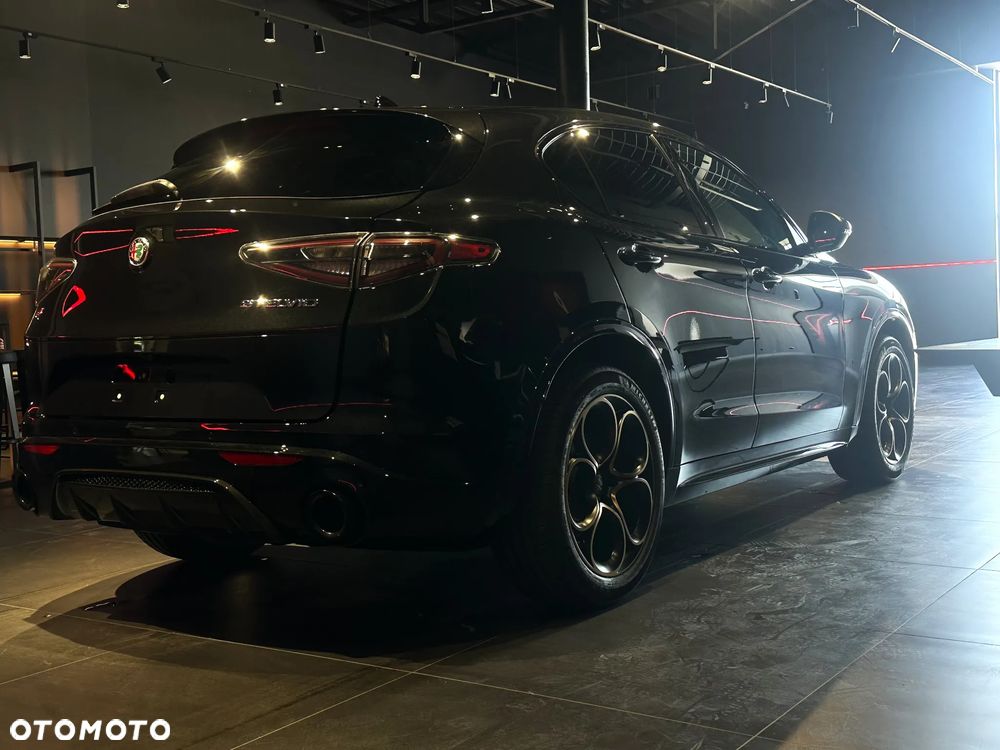 Alfa Romeo Stelvio 2.0 Turbo Intensa Q4 - 7