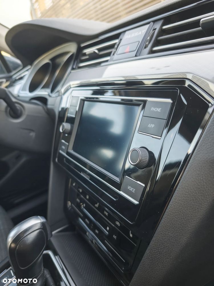 Volkswagen Passat 1.5 TSI EVO Business DSG - 21
