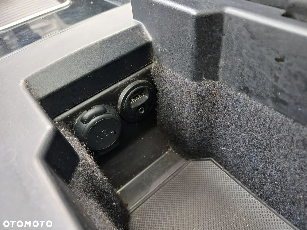 Peugeot 508 HDi FAP 140 Allure - 28