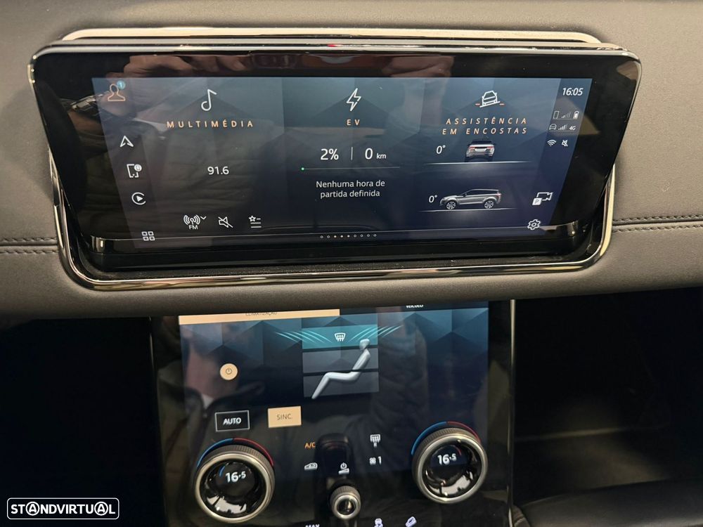 Land Rover Range Rover Evoque 1.5 P300e AWD Bronze Collection Auto - 15