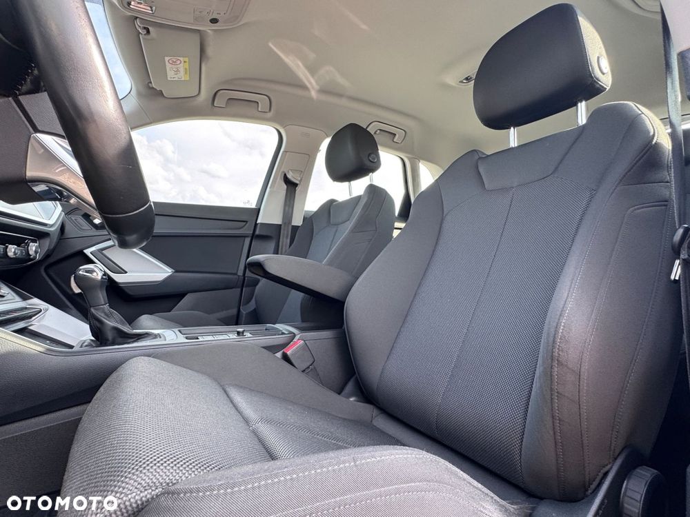 Audi Q3 35 TFSI S tronic - 18