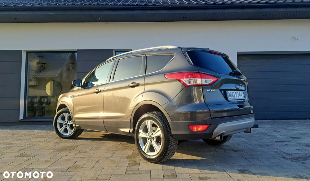 Ford Kuga - 8
