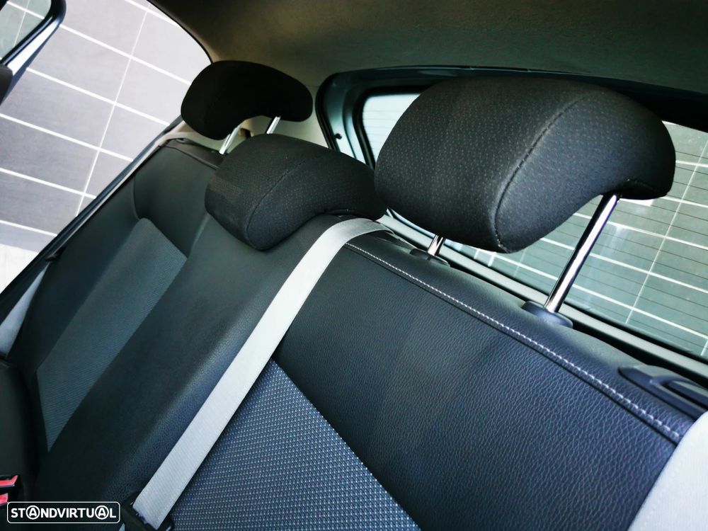 Opel Corsa 1.2 Cosmo - 26