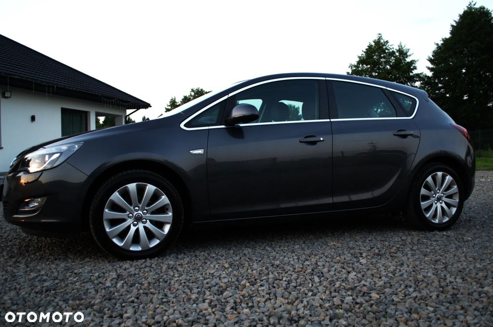 Opel Astra 1.4 Turbo Automatik Cosmo - 10