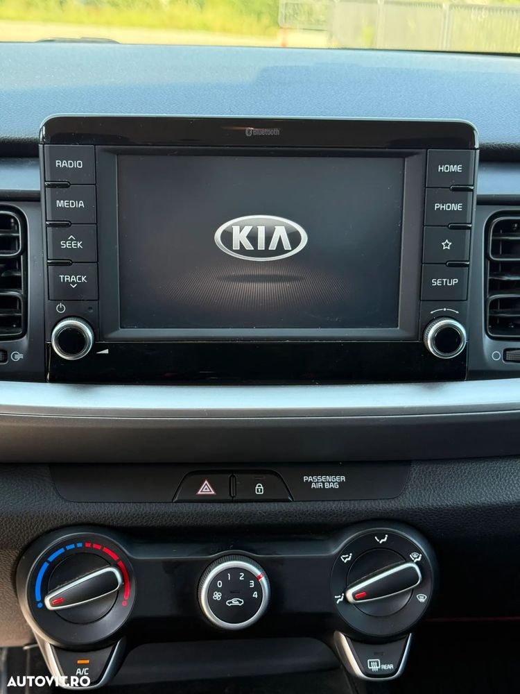 Kia Stonic - 11