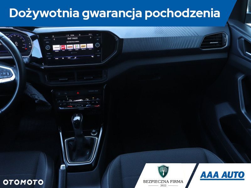 Volkswagen T-Cross - 10