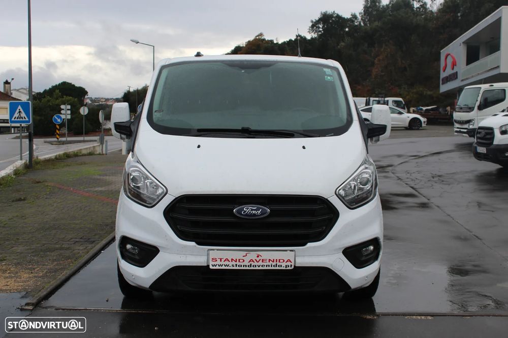Ford Transit Custom 2.0 TDCi // 6 Lugares - 2