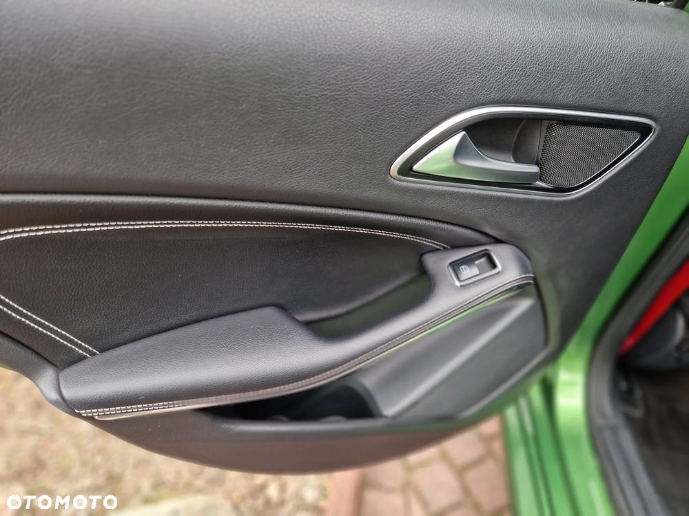 Mercedes-Benz Klasa A 200 7G-DCT - 28