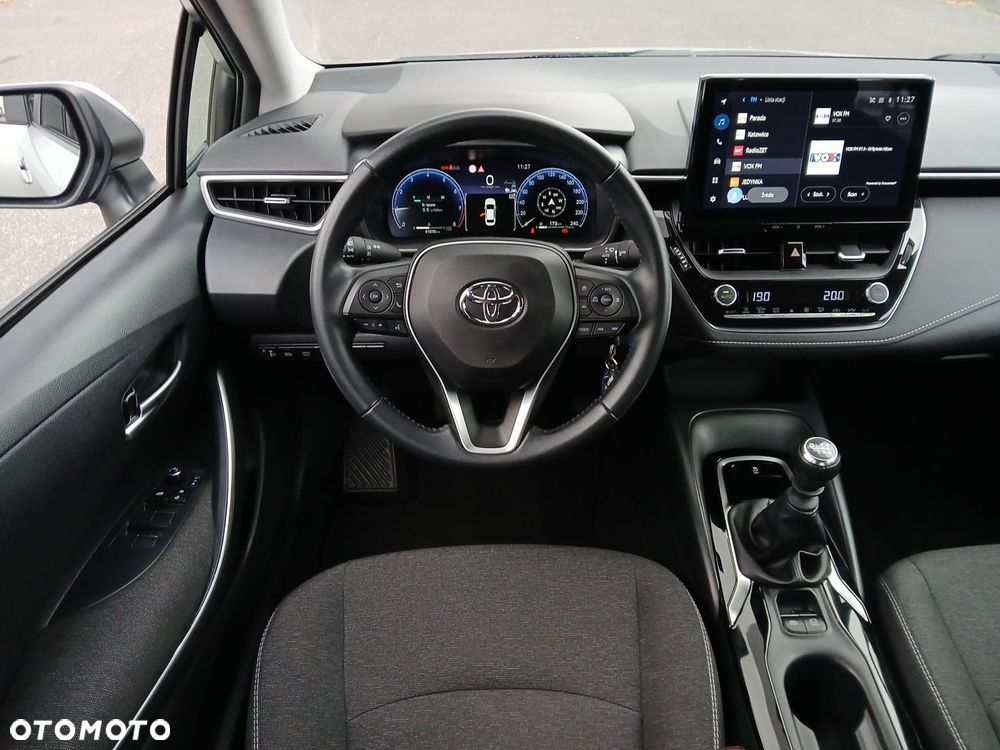 Toyota Corolla - 23