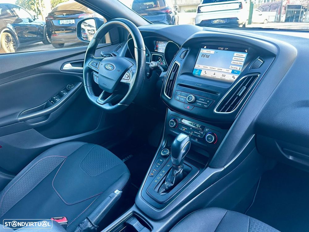 Ford Focus 1.5 TDCi ST-Line DPS - 9