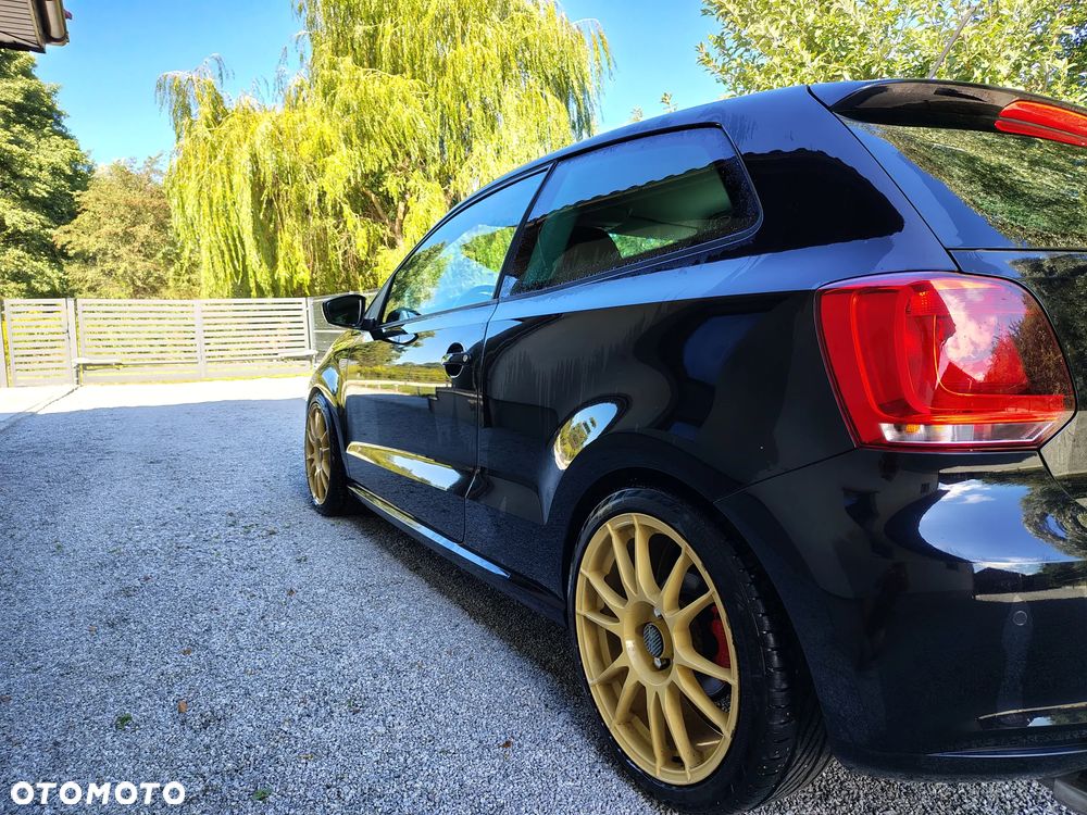 Volkswagen Polo 1.2 TSI Highline - 2