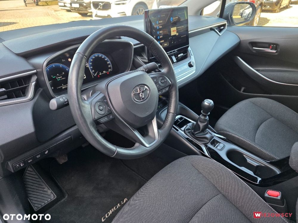 Toyota Corolla - 14