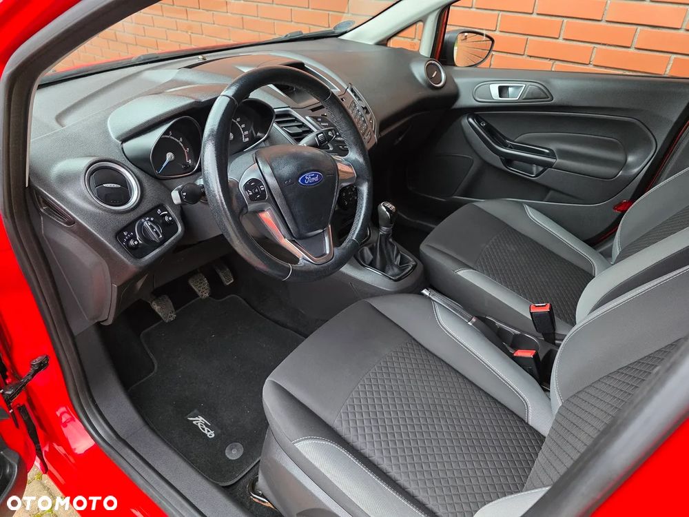Ford Fiesta 1.25 Champions Edition - 11