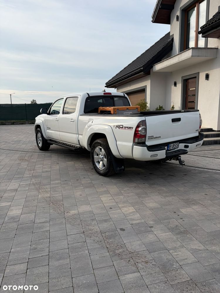 Toyota Tacoma 2015 photo 3