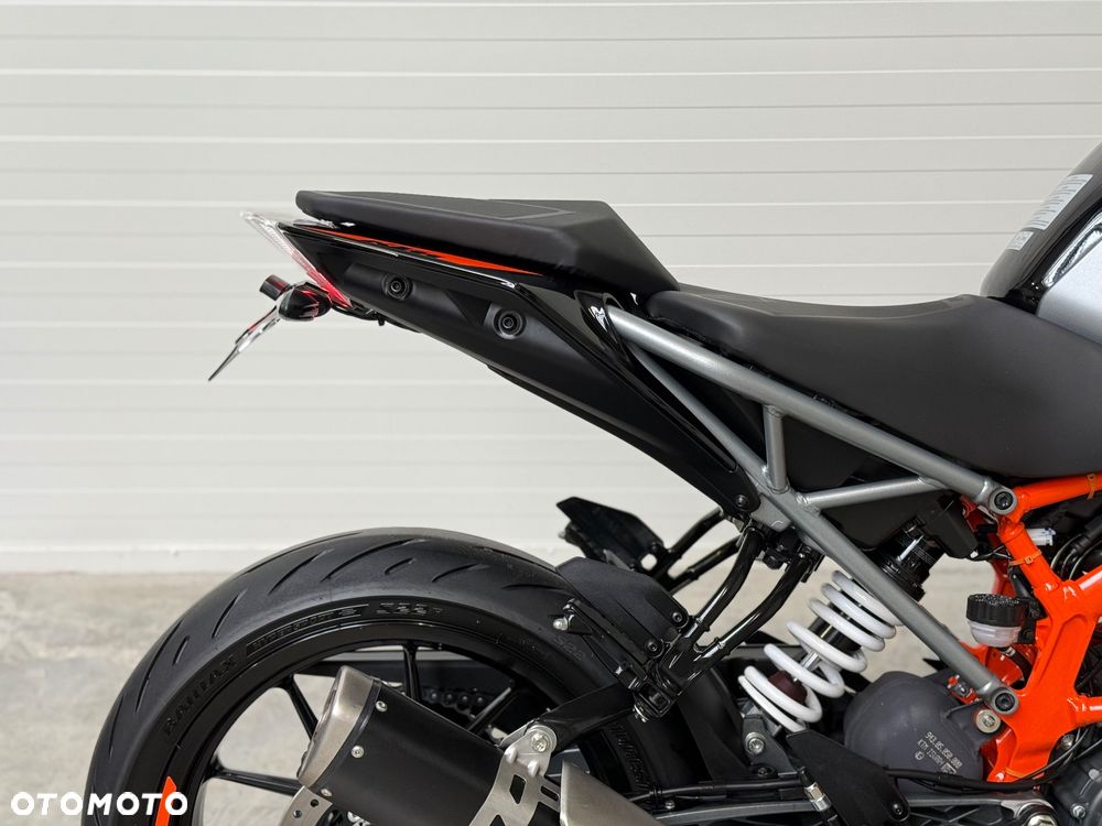 KTM Duke - 18