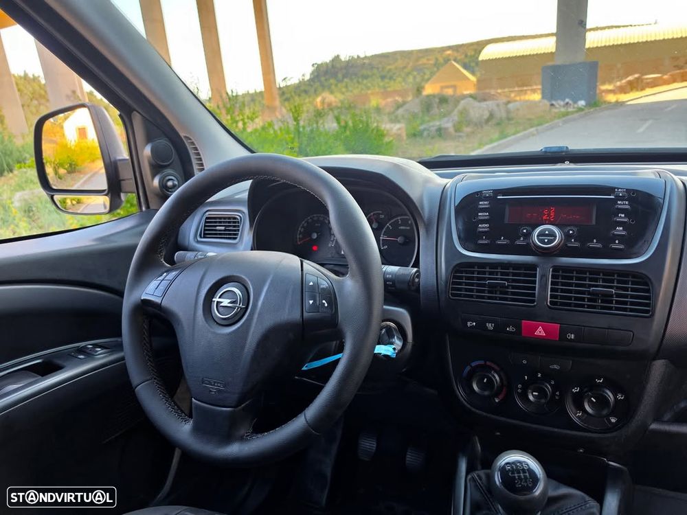 Opel Combo 1.6Cdti Teto Alto - 5