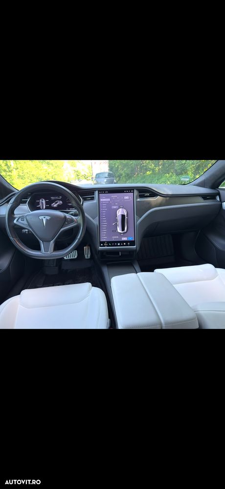 Tesla Model S Performance - 7