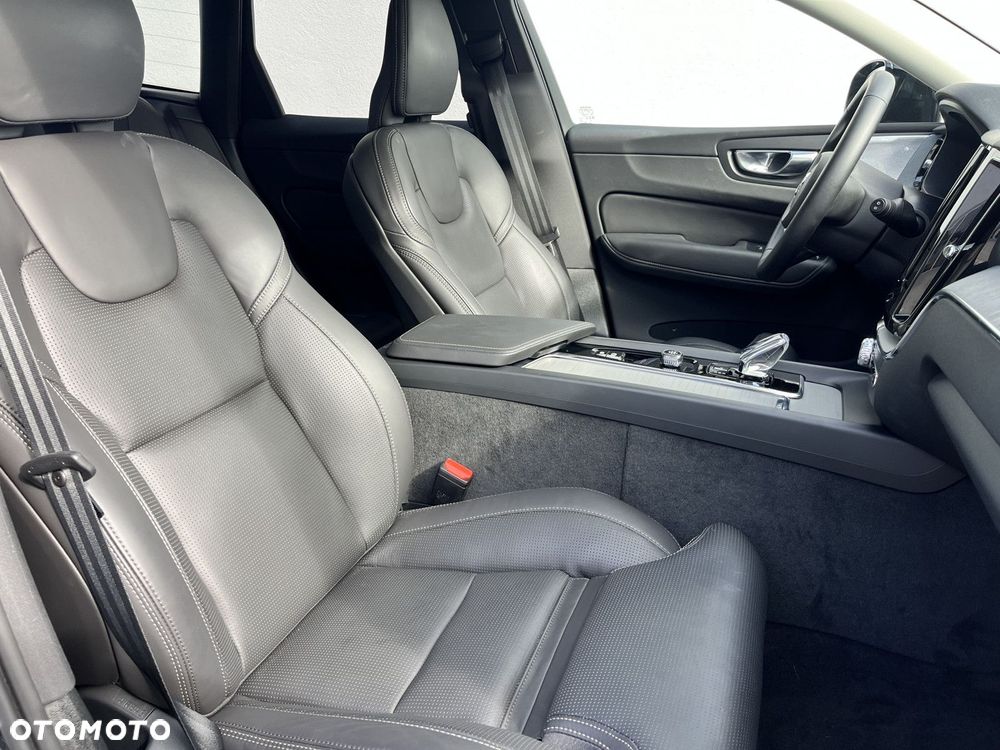 Volvo XC 60 - 28