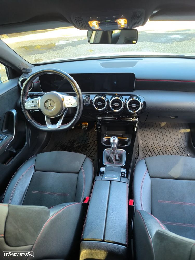 Mercedes-Benz A 160 AMG Line - 19