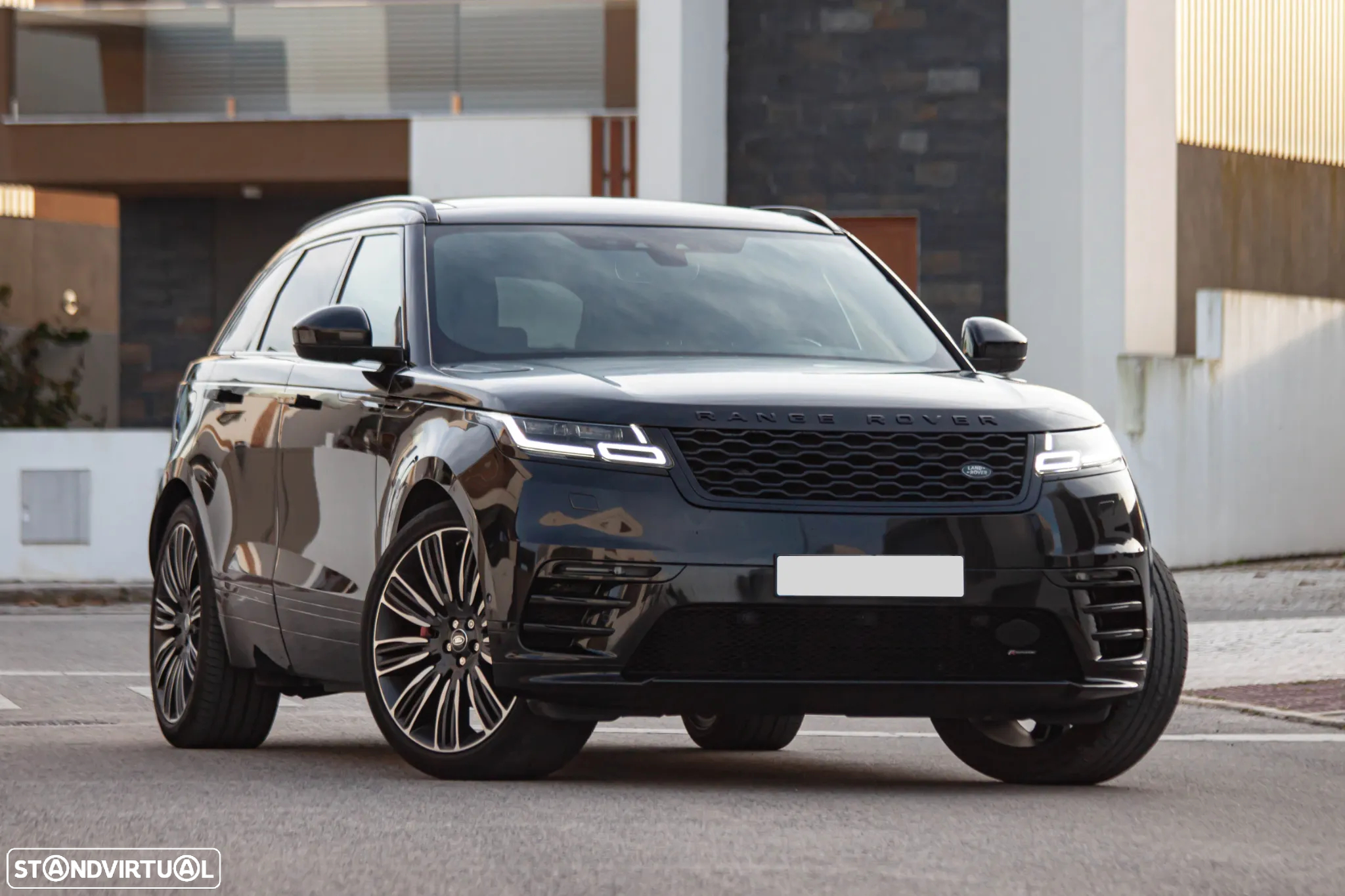 Land Rover Range Rover Velar 3.0 D R-Dynamic HSE - 2
