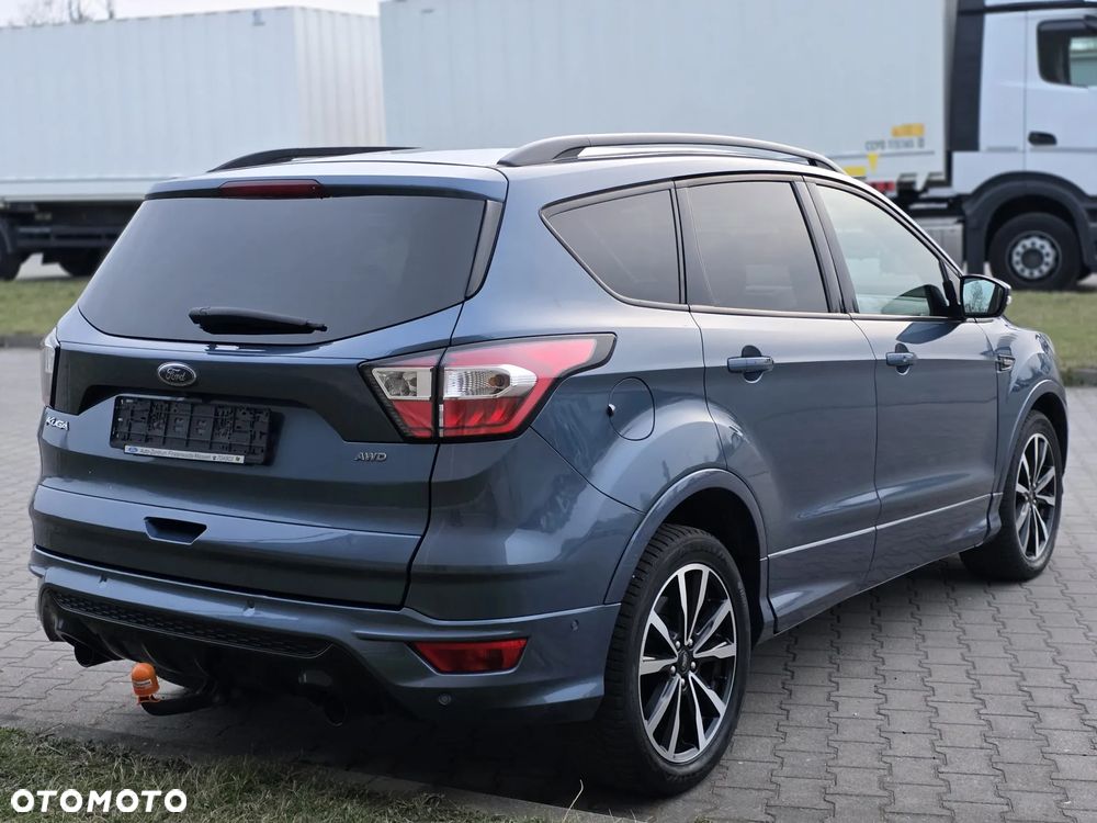 Ford Kuga 2.0 TDCi 4x4 ST-Line - 4