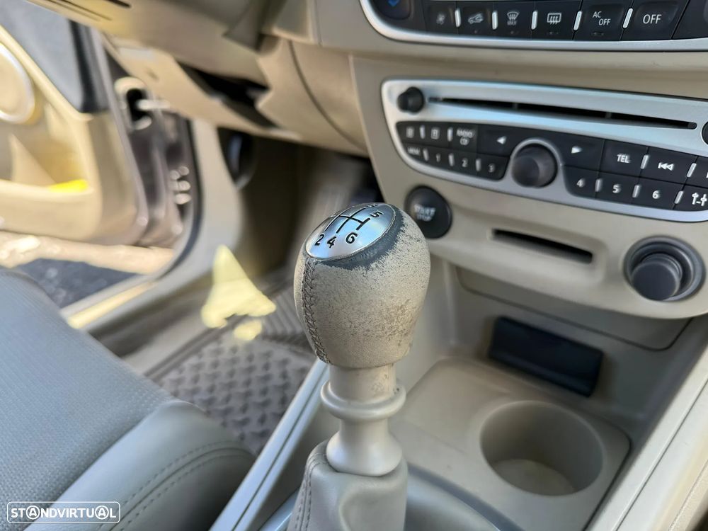 Renault Mégane 1.5 dCi Luxe - 19