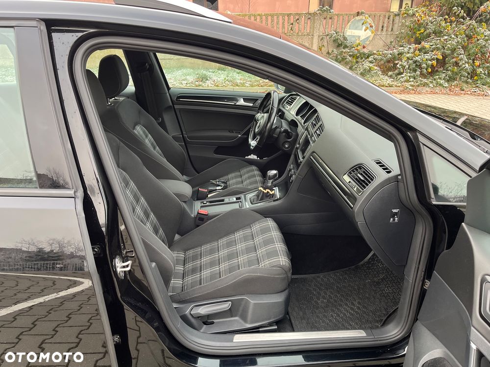 Volkswagen Golf Variant 2.0 TDI BMT GTD DSG - 11