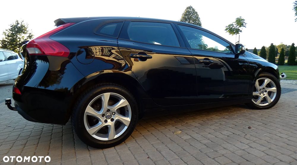 Volvo V40 D3 Drive-E Momentum - 10