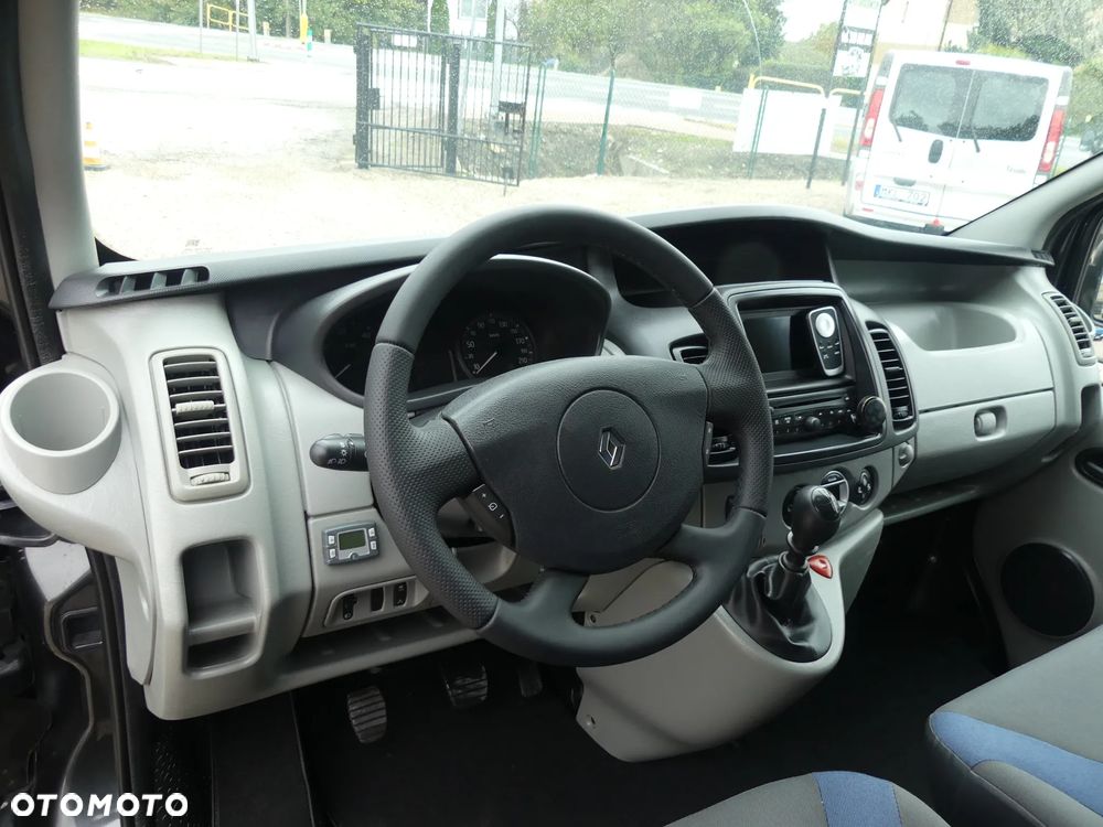 Renault TRAFIC - 16