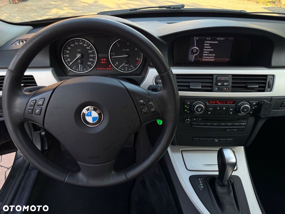 BMW Seria 3 320d M Sport EU6 - 13
