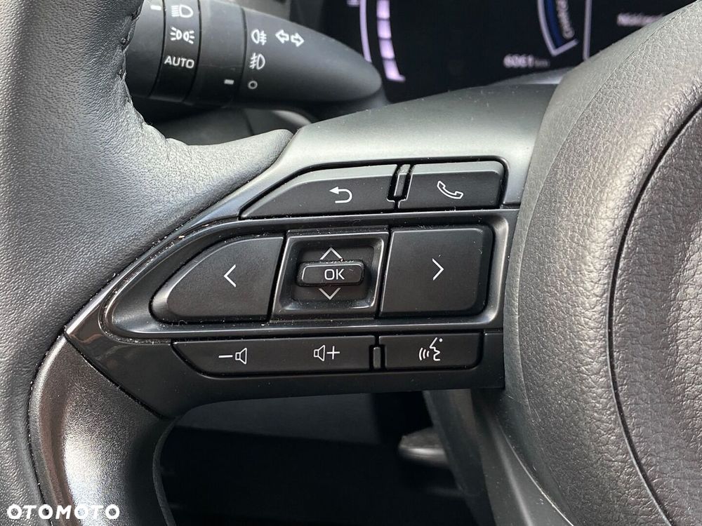 Toyota Yaris Cross Hybrid 1.5 Style - 24