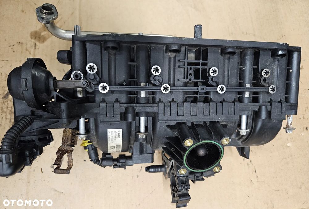 Opel Astra J 4 Corsa D Meriva B 1.4 16V kolektor ssący 55557906 DN Z14XEP - 4