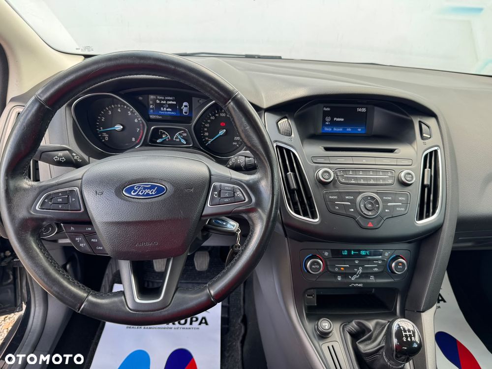 Ford Focus - 22